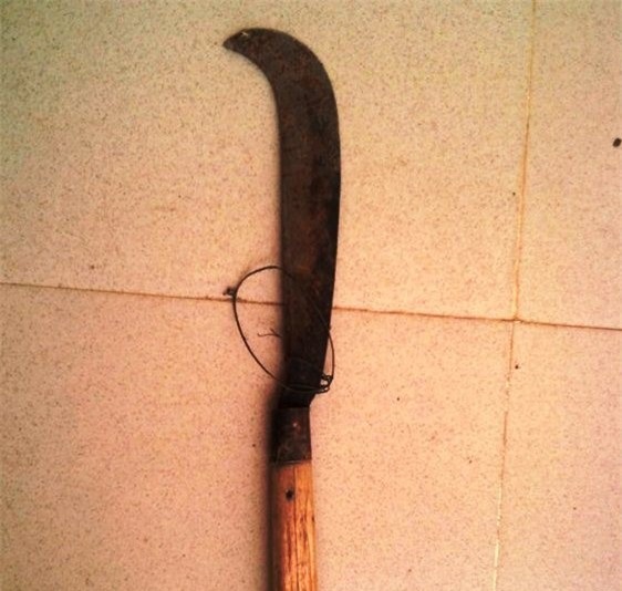 Con "quặn lòng" nhìn bố chém mẹ tử vong trong ngày giỗ ông