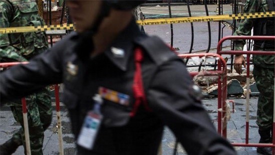 Thái Lan lại rung chuyển vì loạt vụ đánh bom, xả súng 