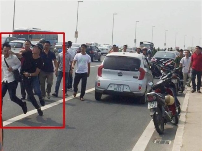 Bị công an Đông Anh "gạt tay trúng má", nhà báo Quang Thế nói gì? 