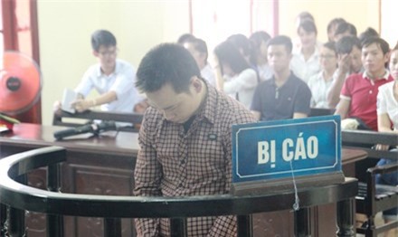 Va chạm với sát nhân máu lạnh, người nước ngoài bị đâm chết