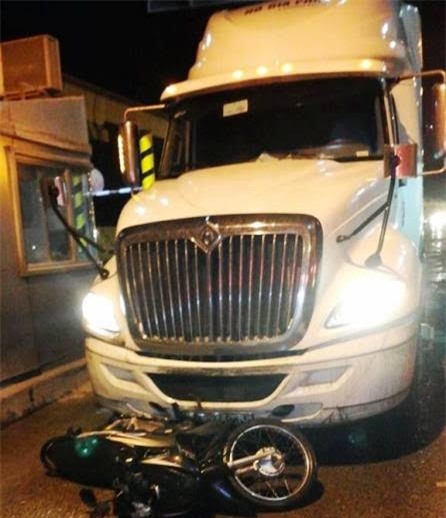 Xe container gây tai nạn, cán chết người trong đêm