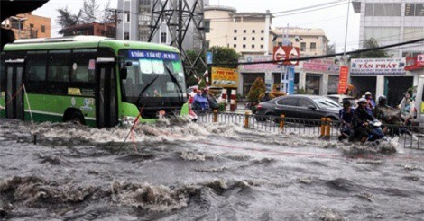 Dự báo thời tiết 3/10: Nam Bộ mưa dông, cảnh báo ngập lụt