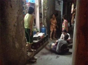 Hà Nội: Rợn người cảnh chồng cũ truy sát vợ, em vợ trong đêm