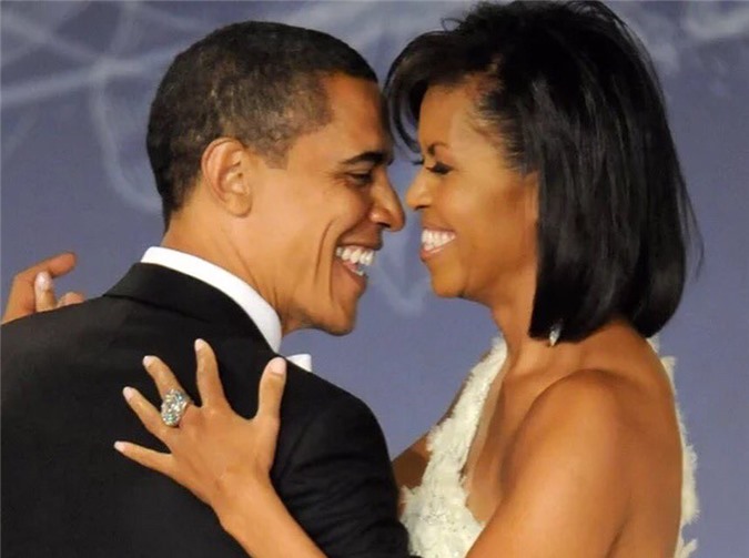 24 năm ngày cưới, Obama "khoe" vợ trên mạng xã hội