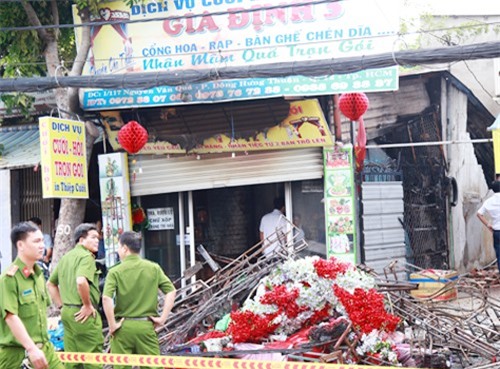 Xót xa hai vợ chồng và con gái nhỏ tử vong sau vụ cháy 