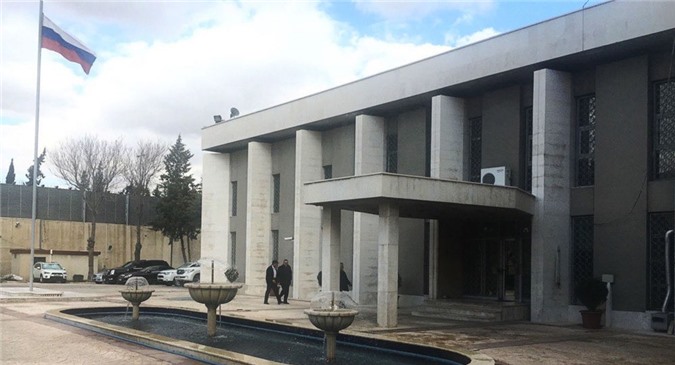 Đại sứ quán Nga tại Damascus bị bắn phá bằng súng cối