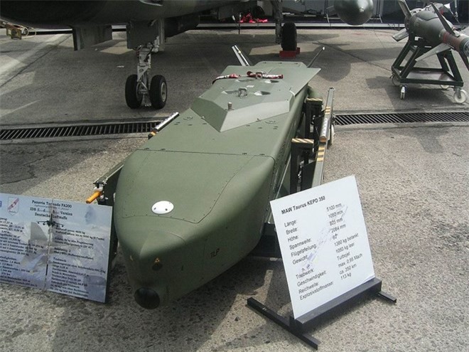 Hàn Quốc trang bị thêm 90 tên lửa Taurus đối phó Triều Tiên