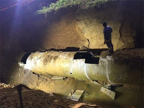 Đường ống nước sạch sông Đà gặp sự cố lần thứ 20