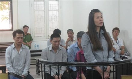 Trùm ma tuý và tình nhân trẻ buôn "chất trắng" lĩnh án tử hình