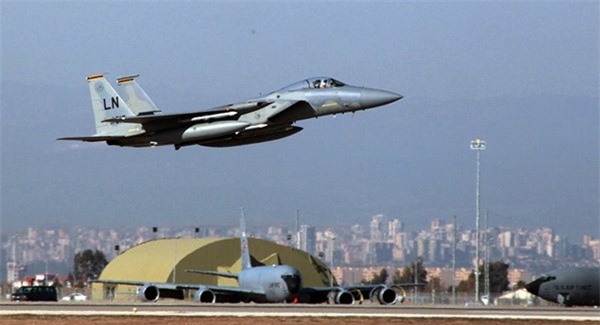 Mỹ xây dựng sân bay quân sự ở miền Bắc Syria để chống IS