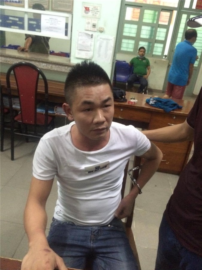 Bắt giữ đối tượng truy nã đặc biệt chống trả cảnh sát