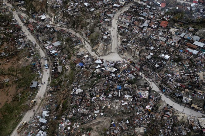 Chùm ảnh: Haiti tê liệt, 339 người chết vì siêu bão Matthew
