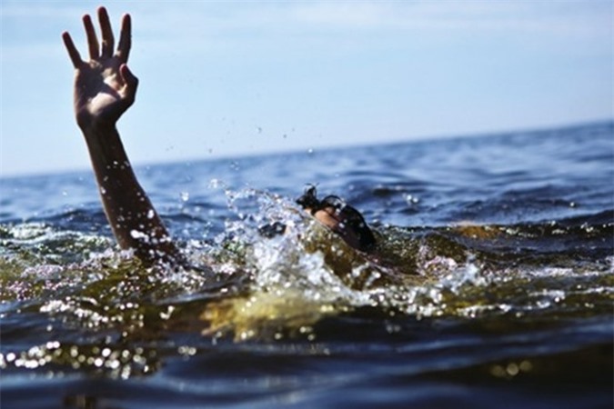 Xả nước thủy điện, một học sinh lớp 4 bị cuốn tử vong?