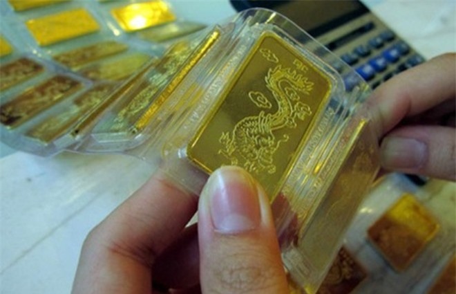 Giá vàng ngày 8/10: Lao dốc mạnh, tăng nhỏ giọt