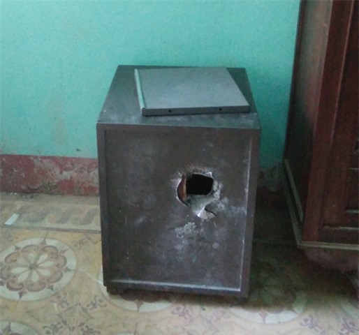 Chỉ một đêm, trụ sở ủy ban 3 xã bị trộm đột nhập phá két sắt