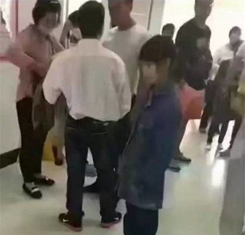 Hé lộ danh tính bé gái 12 tuổi mang thai tại Trung Quốc