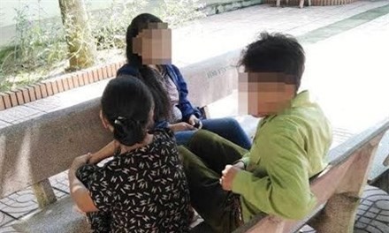 Nữ sinh lớp 10 tố bạn cùng tuổi hiếp dâm khi cho đi nhờ xe