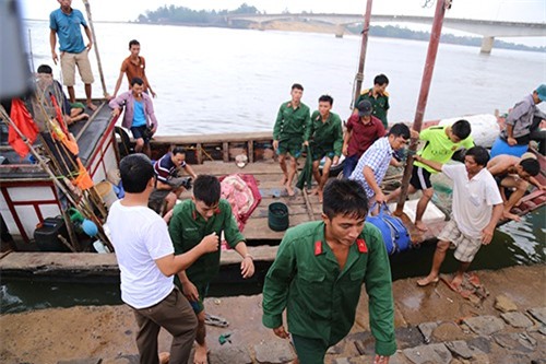 Chìm tàu ở Quảng Trị: Hé lộ nguyên nhân