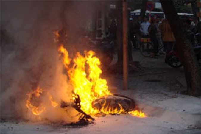 "Nghịch tử" dính vòng lao lý vì hủy hại tài sản của mẹ ruột 