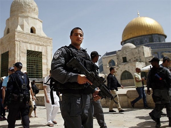 Đụng độ ở Jerusalem, binh sĩ Israel bắn chết 1 người Palestine