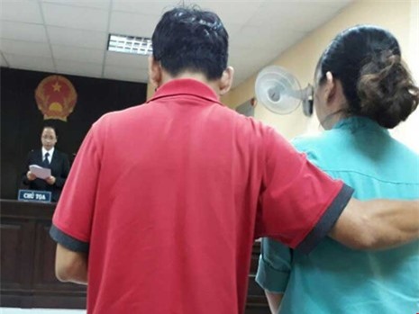 Gia đình bé trai tử vong ở hồ bơi được bồi thường 122 triệu