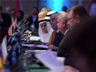 Nga, Saudi Arabia gặp mặt thảo luận kế hoạch sản xuất dầu mỏ