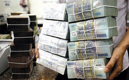 Ngân sách chi hơn 117 nghìn tỷ để trả nợ, viện trợ sau 9 tháng