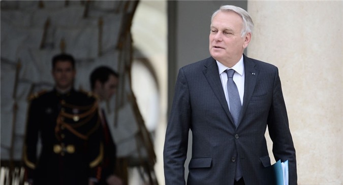 Ngoại trưởng Pháp hối tiếc vì ông Putin từ chối đến Paris