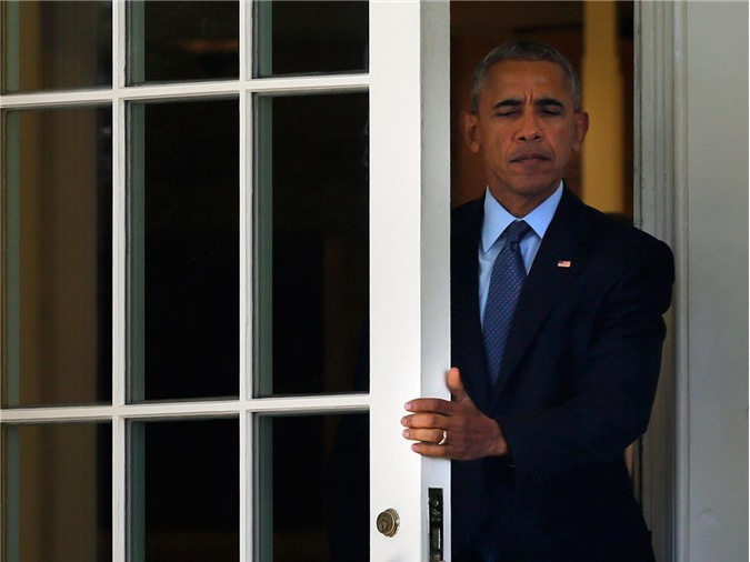 Nhà Trắng "ghê tởm" video Trump khoe sờ soạng phụ nữ