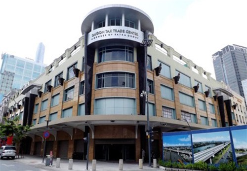 Toàn cảnh ngày đầu tháo dỡ thương xá Tax