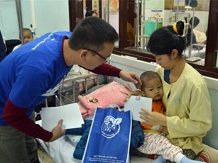 Bộ Y tế yêu cầu Bệnh viện Nhi làm rõ việc thu phí dịch vụ quá cao