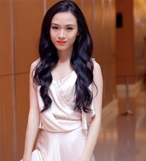 Ông Cao Toàn Mỹ "đòi tiền", hoa hậu Phương Nga nói gì?