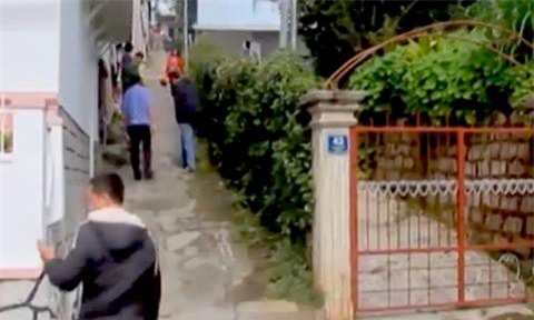 Nam thanh niên bị đâm chết trong con hẻm vắng lúc nửa đêm