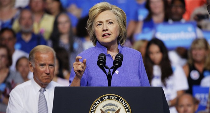 Bà Clinton đe dọa bủa vây Trung Quốc bằng lá chắn tên lửa