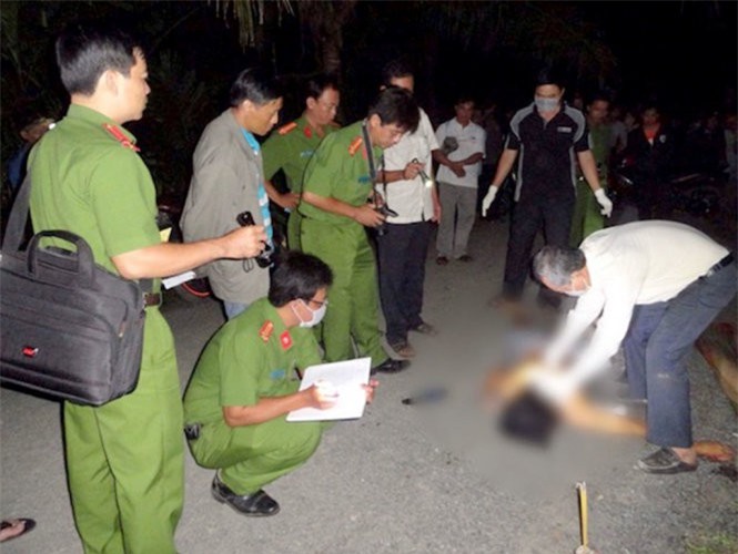 Bắt thiếu niên bênh mẹ đâm chết người khi chơi Trung thu về