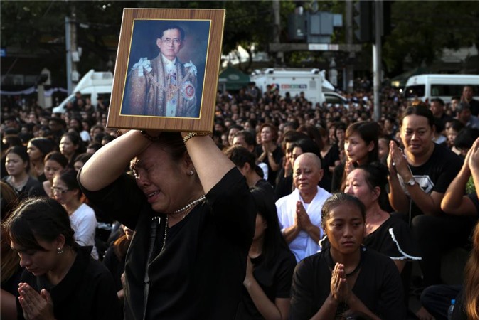 Những yêu cầu đặc biệt về 1 năm quốc tang nhà vua Thái Lan