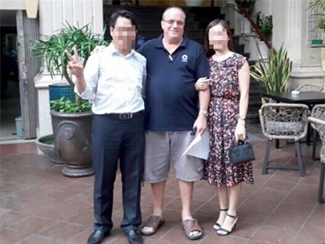 Quẹt thẻ mất 700 triệu: Xử lý nhà hàng thế nào?