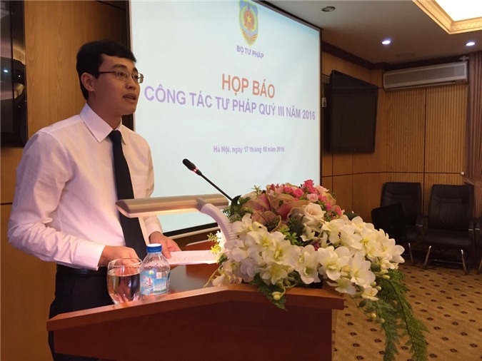 Hơn 1.500 người xin thôi quốc tịch Việt Nam trong quý 3