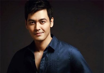 MC Phan Anh kêu gọi được hơn 2 tỷ ủng hộ đồng bào miền Trung