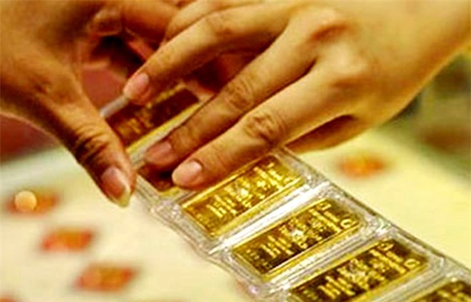 Giá vàng ngày 18/10: Vàng SJC bắt đầu tăng mạnh