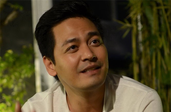 MC Phan Anh vận động được 10 tỷ cho bà con miền Trung sau 48 tiếng