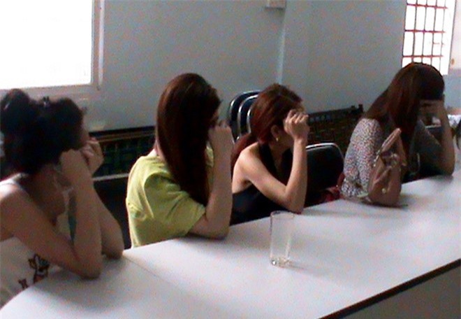 Bước sa chân vào ổ mại dâm cao cấp của 9X thi hoa hậu