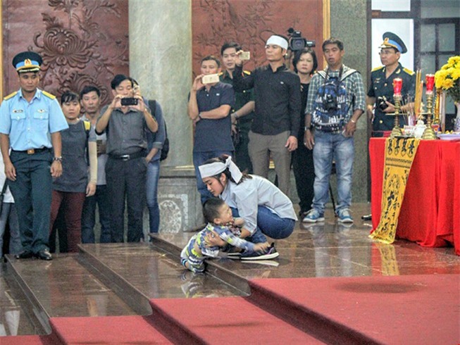 Máy bay mất tích ở Vũng Tàu: Thắt lòng phút tiễn biệt 3 phi công hy sinh