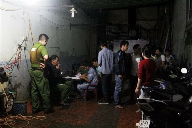 Bàng hoàng đôi nam nữ chết bất thường trong phòng trọ