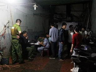 Bàng hoàng đôi nam nữ chết bất thường trong phòng trọ