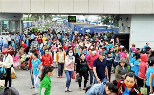 Khiếp sợ công nhân dùng dao chém chết quản đốc ở công ty