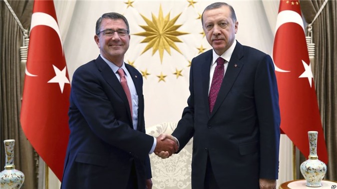 Mỹ và Thổ Nhĩ Kỳ không nghiêm túc trong cuộc chiến chống IS?