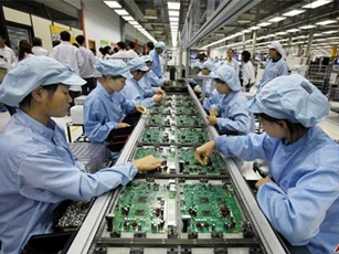 Trung Quốc, EU "chuộng" máy tính, hàng điện tử Việt Nam