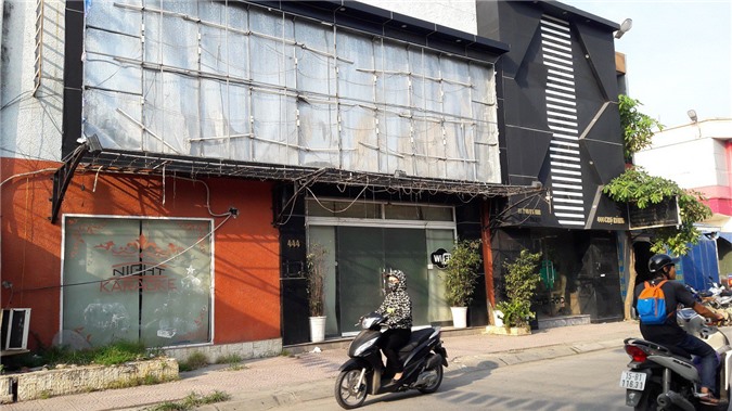 3 nam 2 nữ bỗng nhiên ngất xỉu trước quán karaoke ở Hải Phòng