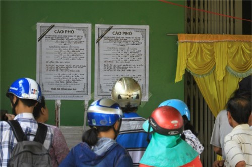 Cảnh sát phát hiện dấu hiệu nghi vấn vụ hai cha con chết cháy